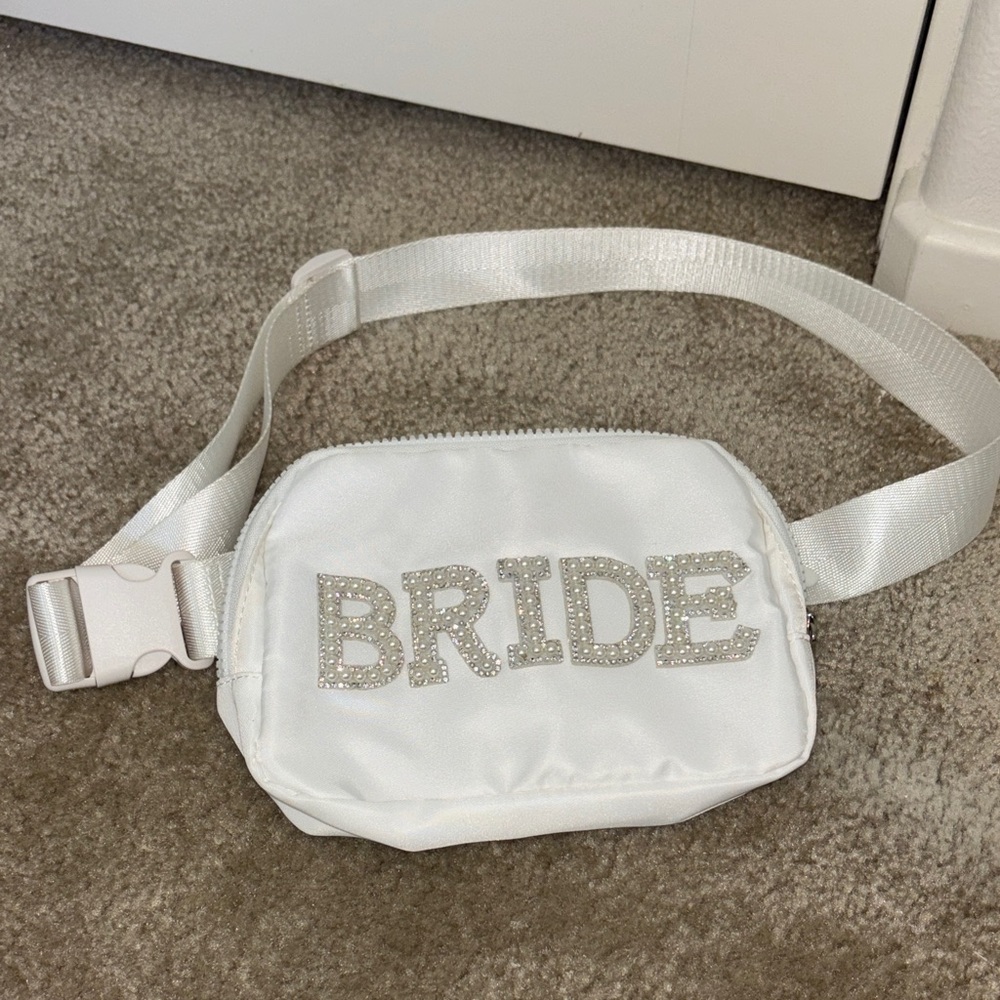 White Bride Crossbody Fanny pack bag